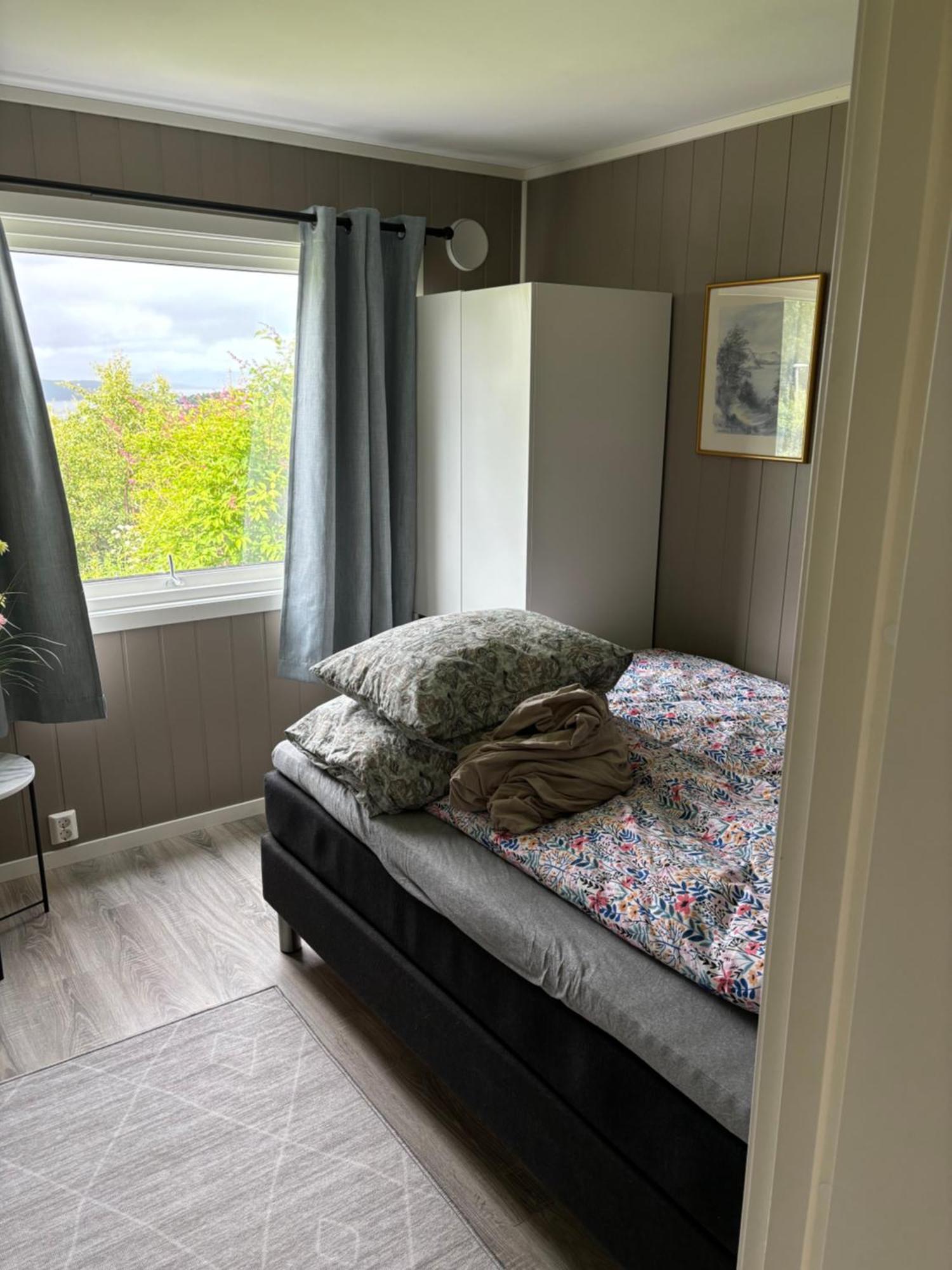Apartment Harstad, Seasons